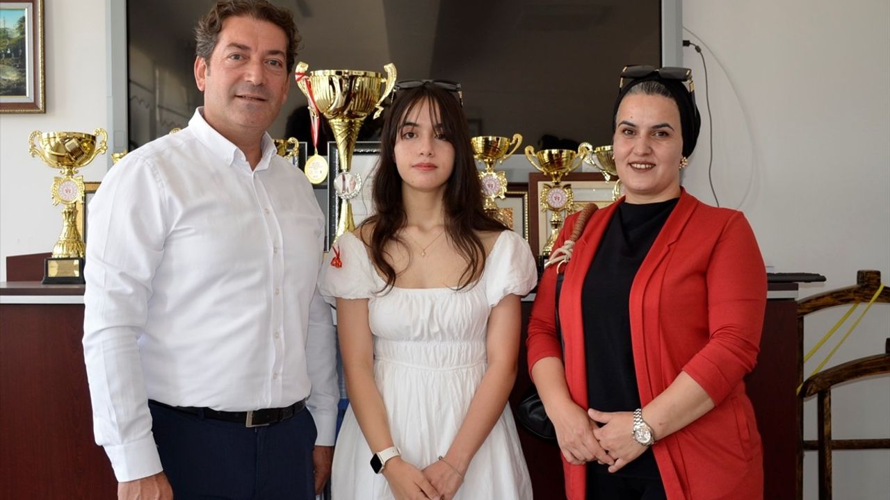 LGS'den Tam Puan Alan Kahramanmaraşlı Öğrencilerin Başarı Hikayesi