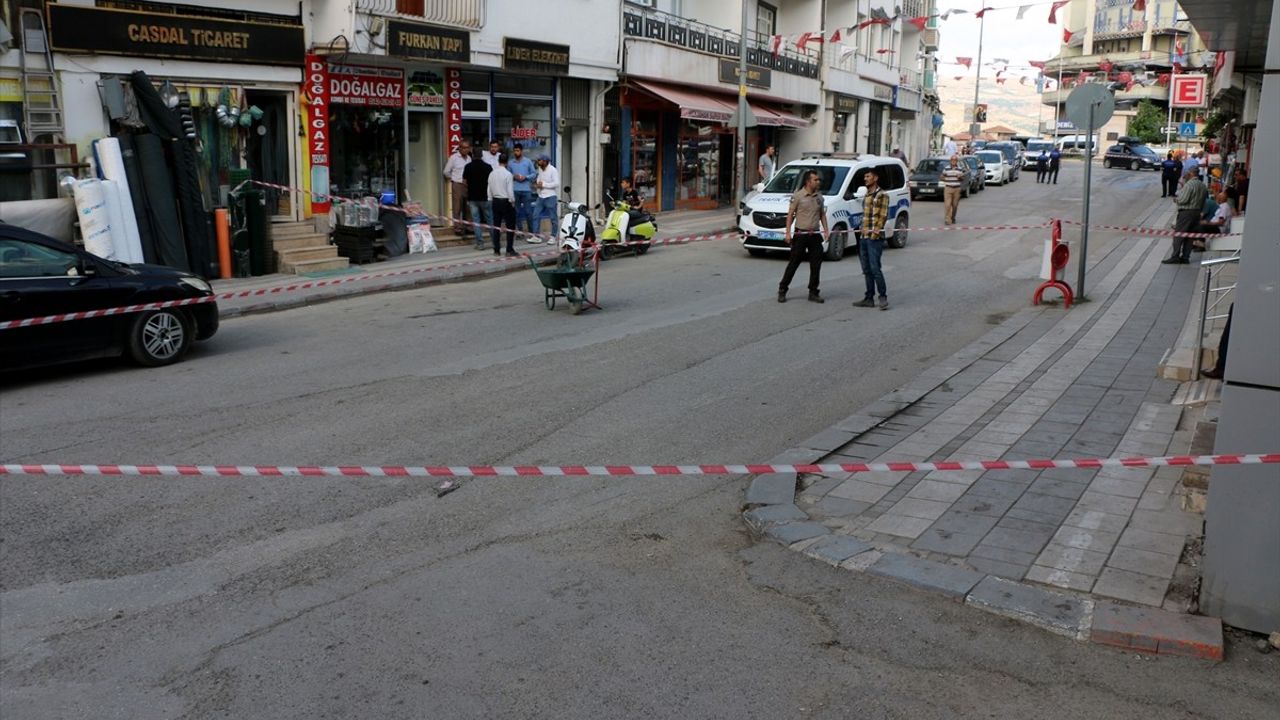 Malatya'da Eski Eşinin Silahlı Saldırısında Kadın Hayatını Kaybetti