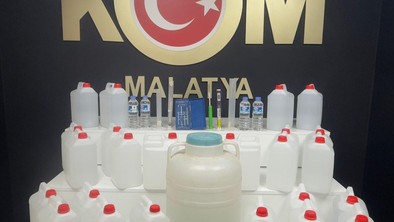 Malatya'da Sahte Alkol Operasyonunda 3 Gözaltı
