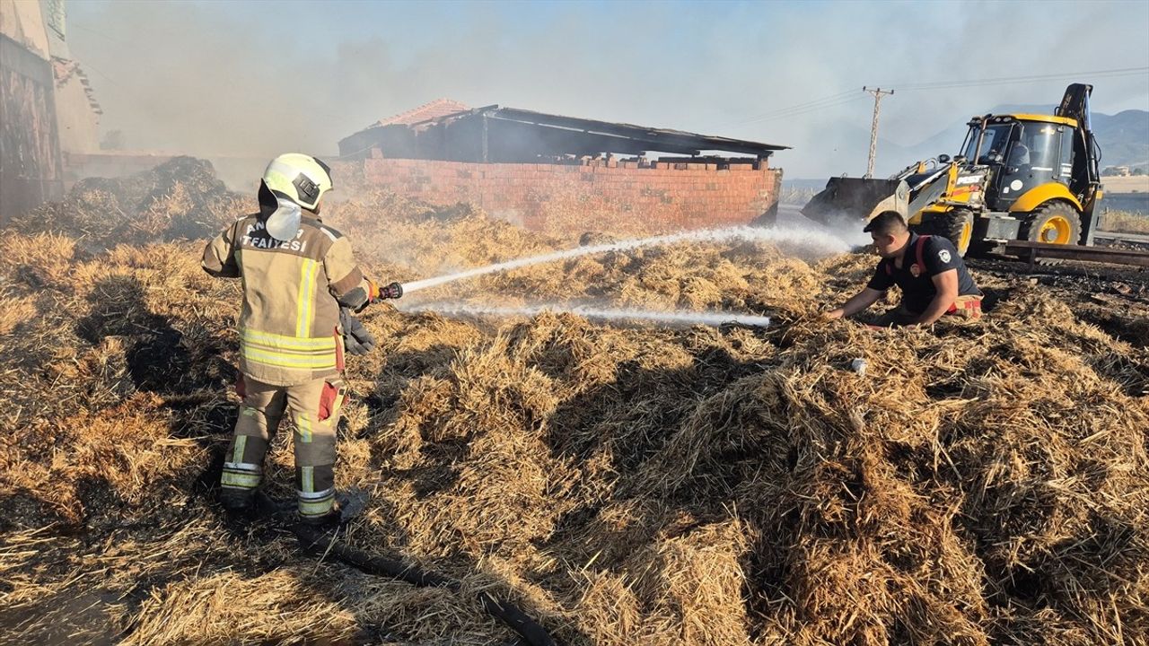 Manisa'da Yangına Hızla Müdahale: Hava ve Kara Ekipleri Sahada