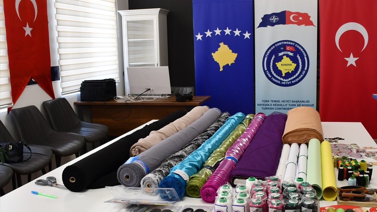 Mehmetçik, Kosova'da Kadınlar İçin Dikiş Atölyesi Kurdu