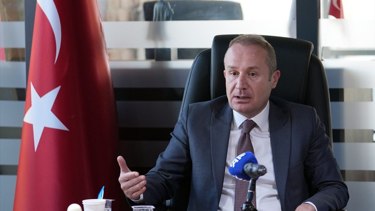 Memleket Partisi Olağanüstü Kurultayını 'Kapanma' Gündemiyle Topladı