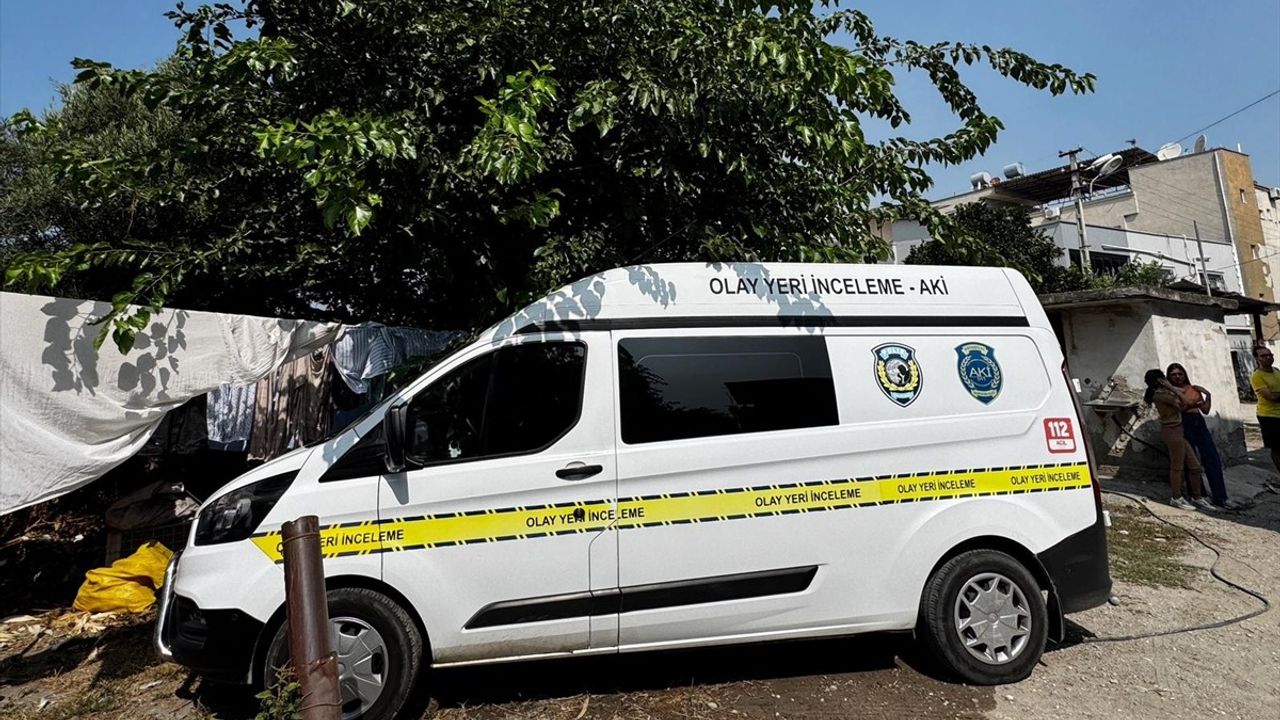 Mersin'de Müstakil Evde Yangın: 54 Yaşındaki Kadın Hayatını Kaybetti