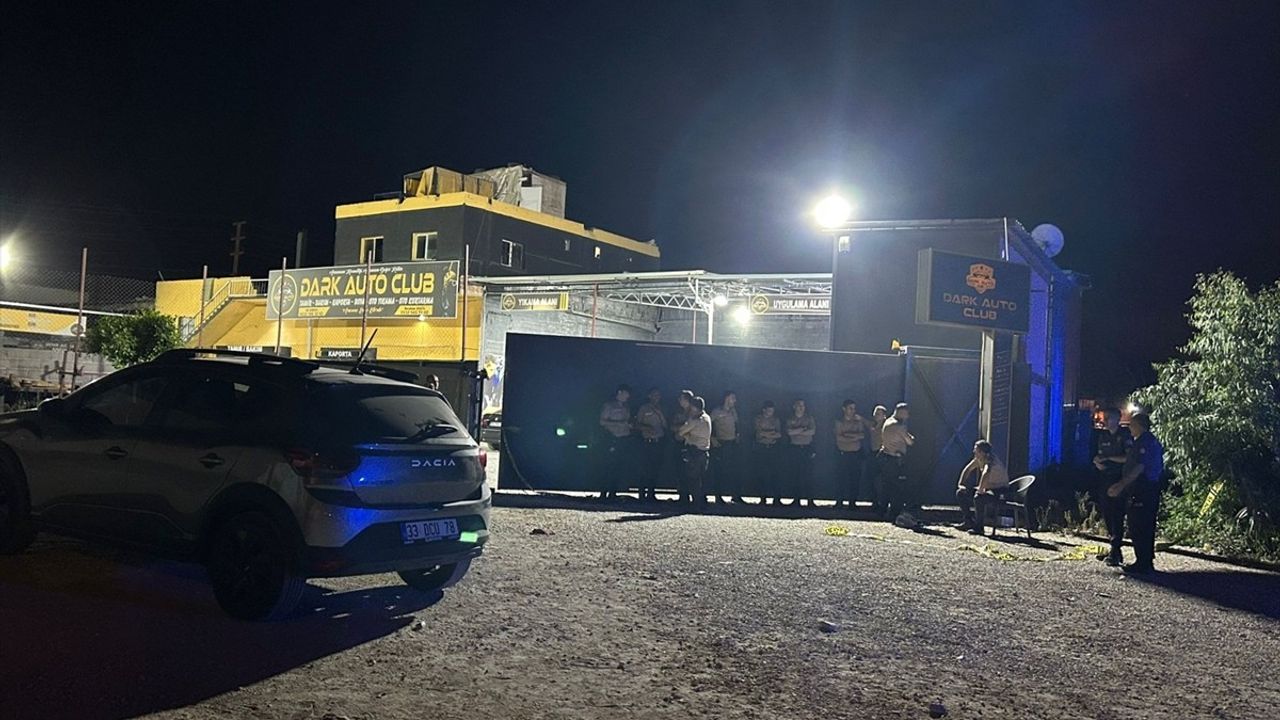 Mersin Tarsus'ta Oto Yıkamacıya Silahlı Saldırı: 1 Ölü, 1 Yaralı