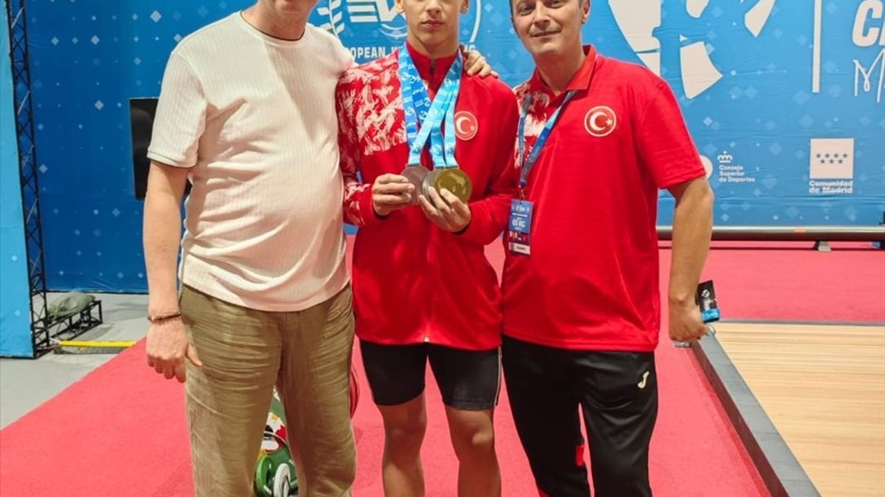 Milli Halterciler İspanya'da Yıldızlar Avrupa Şampiyonası'nda 3 Altın Madalya Kazandı