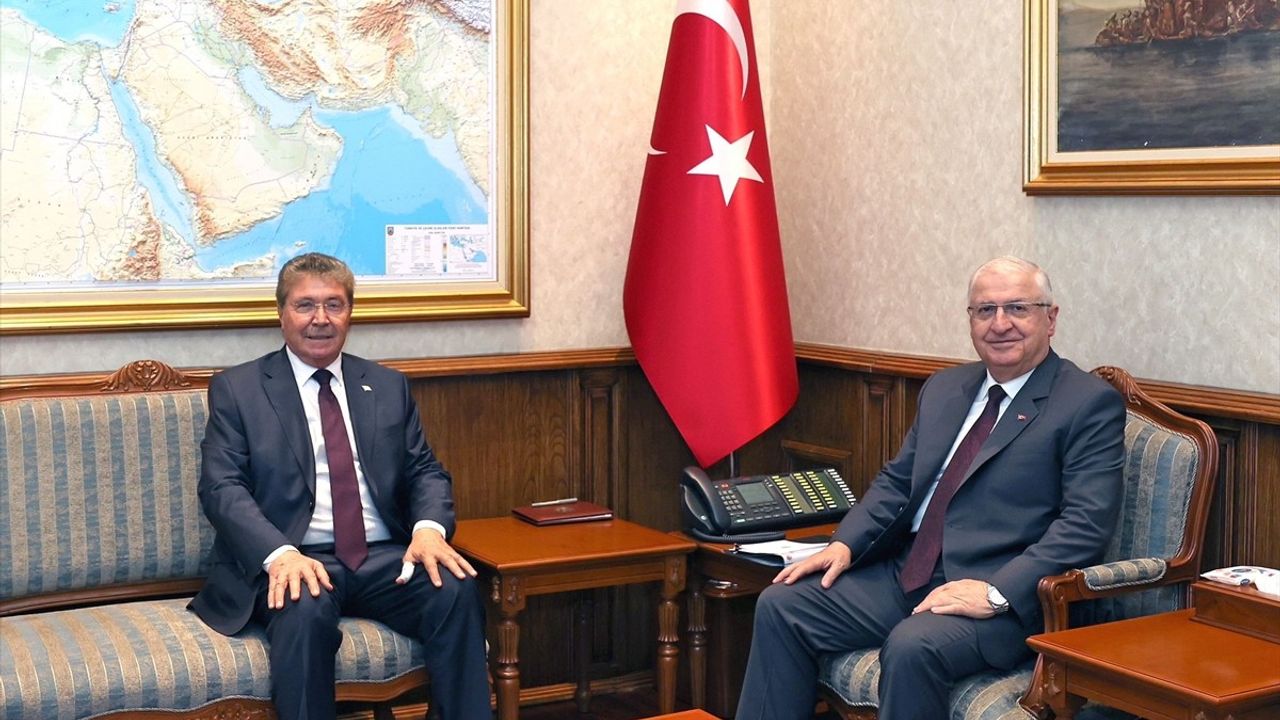 Milli Savunma Bakanı Güler, KKTC Başbakanı Üstel ile Önemli Görüşme Gerçekleştirdi