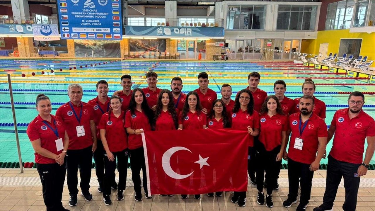 Milli Sporcularımız, Paletli Yüzme Avrupa Şampiyonası'nda 4 Madalya Kazandı