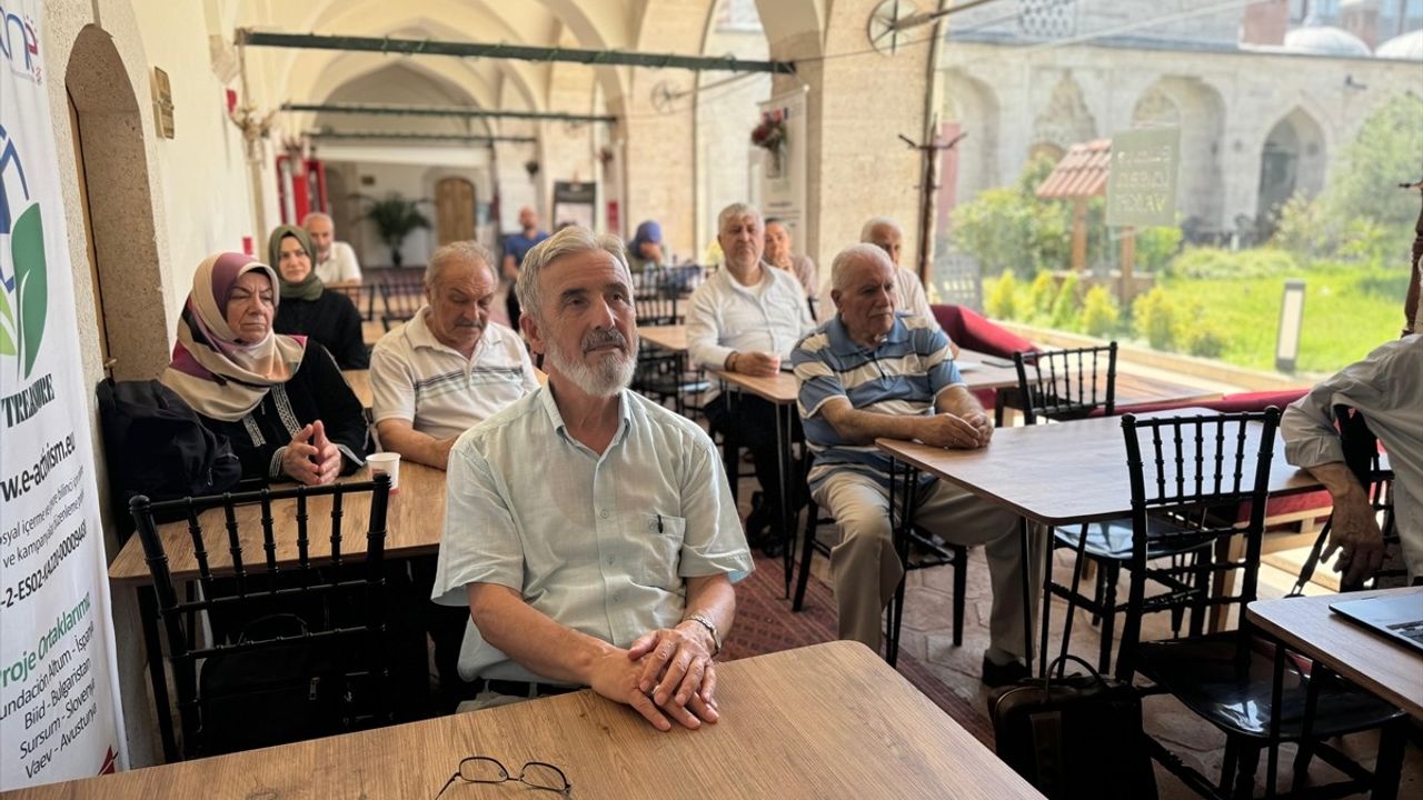 Mimar Sinan, 'Fatih'in Ebedi Sakinleri' Etkinliğinde Anıldı