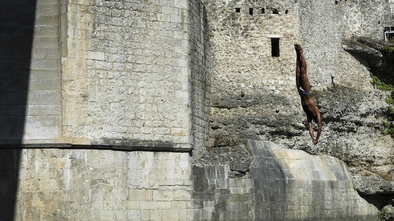 Mostar Köprüsü'nde 459. Geleneksel Atlayışlar Heyecanı