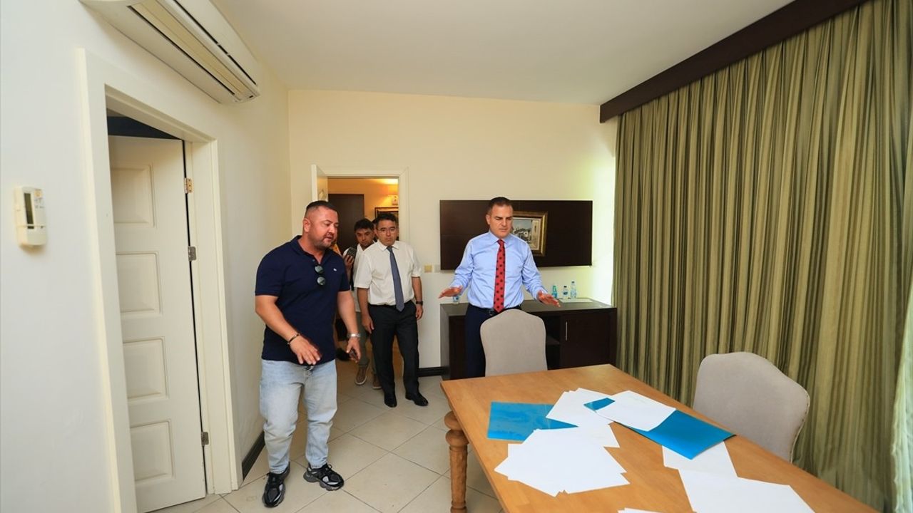 Muğla Valisi Akbıyık, 15 Temmuz Saldırısını İncelemek İçin Marmaris'te