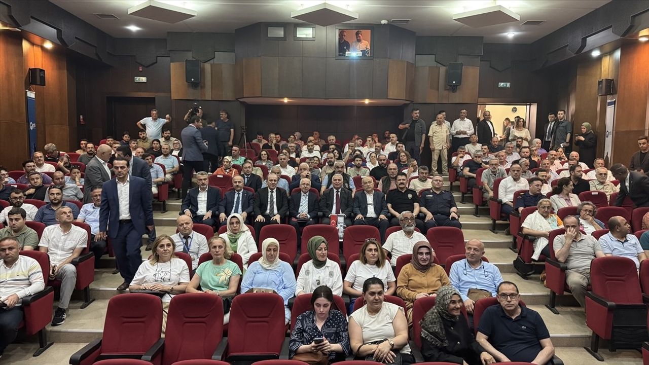 Murat Yılmaz, 15 Temmuz'un Anlamını Trabzon'da Anlattı