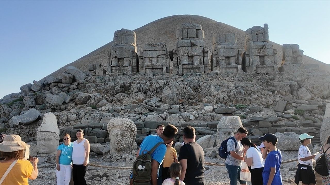 Nemrut Dağı Ziyaretçi Sayısı Artıyor