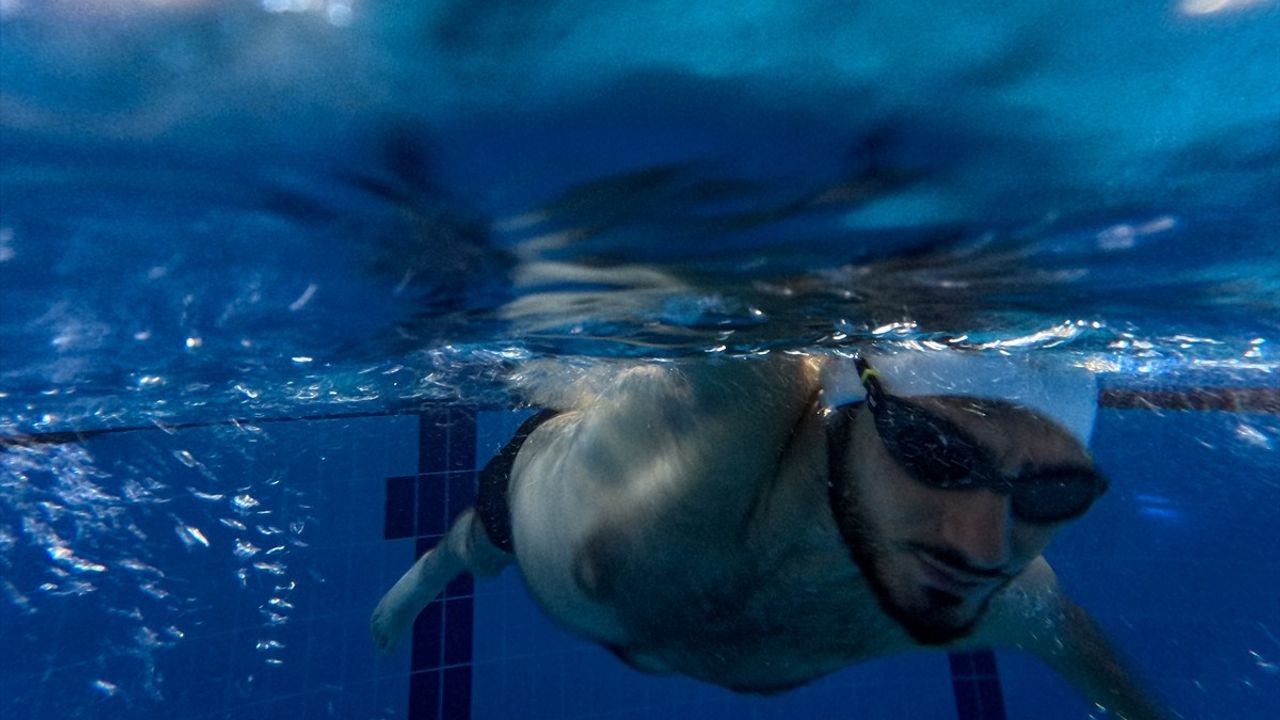 Paralimpik Yüzücü Serhat Polat, Olimpiyat Hedefi İçin Günde İki İdman Yapıyor