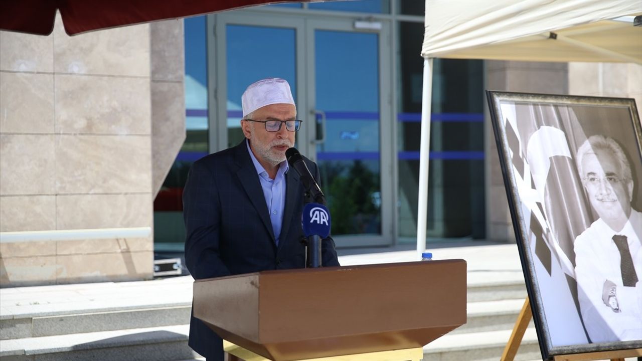 Prof. Dr. Muammer Yaylalı Vefat Etti: Erzurum Teknik Üniversitesi'nin Kurucu Rektörü Kaybedildi