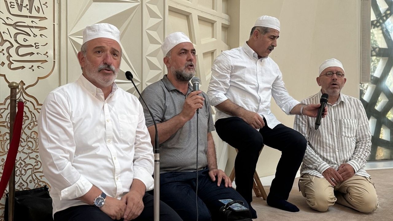 Prof. Dr. Mustafa Sabri Küçükaşcı İkinci Yıl Dönümünde Anıldı