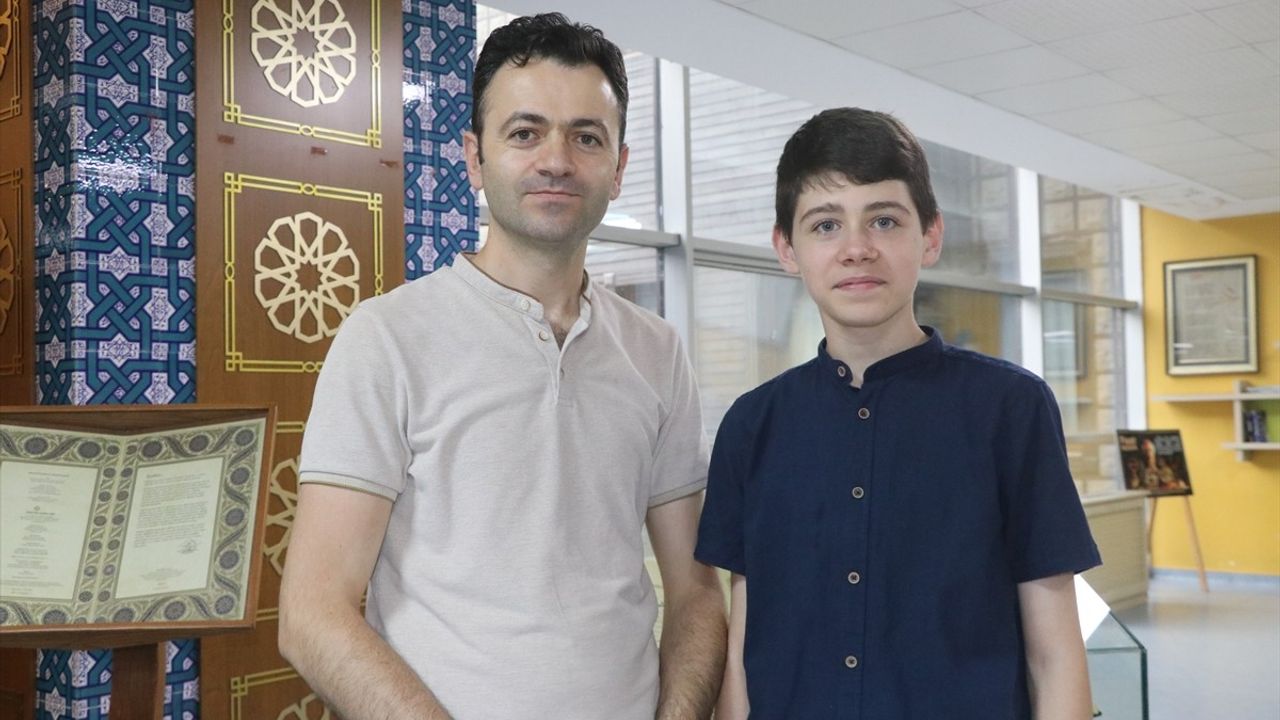 Rize'de LGS'de Tam Puan Alan Mahmut Ali Genç'in Başarı Hikayesi