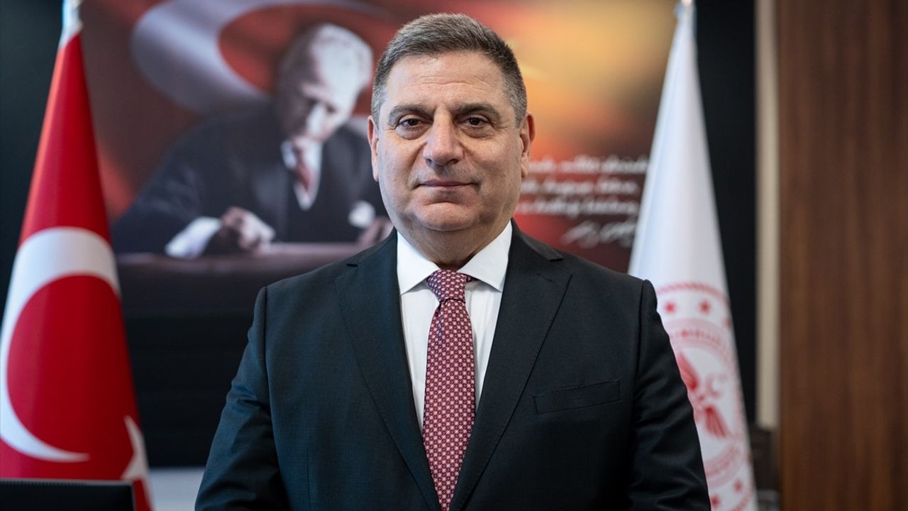 Sağlık Hizmetleri Genel Müdürü Velioğlu'ndan Önemli Organ Bağışı Düzenlemesi