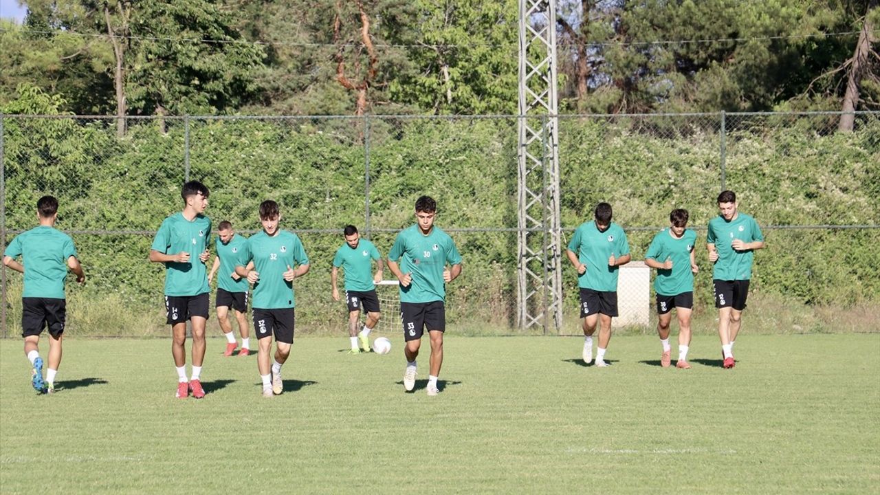 Sakaryaspor Yeni Sezon Hazırlıklarını Sürdürüyor