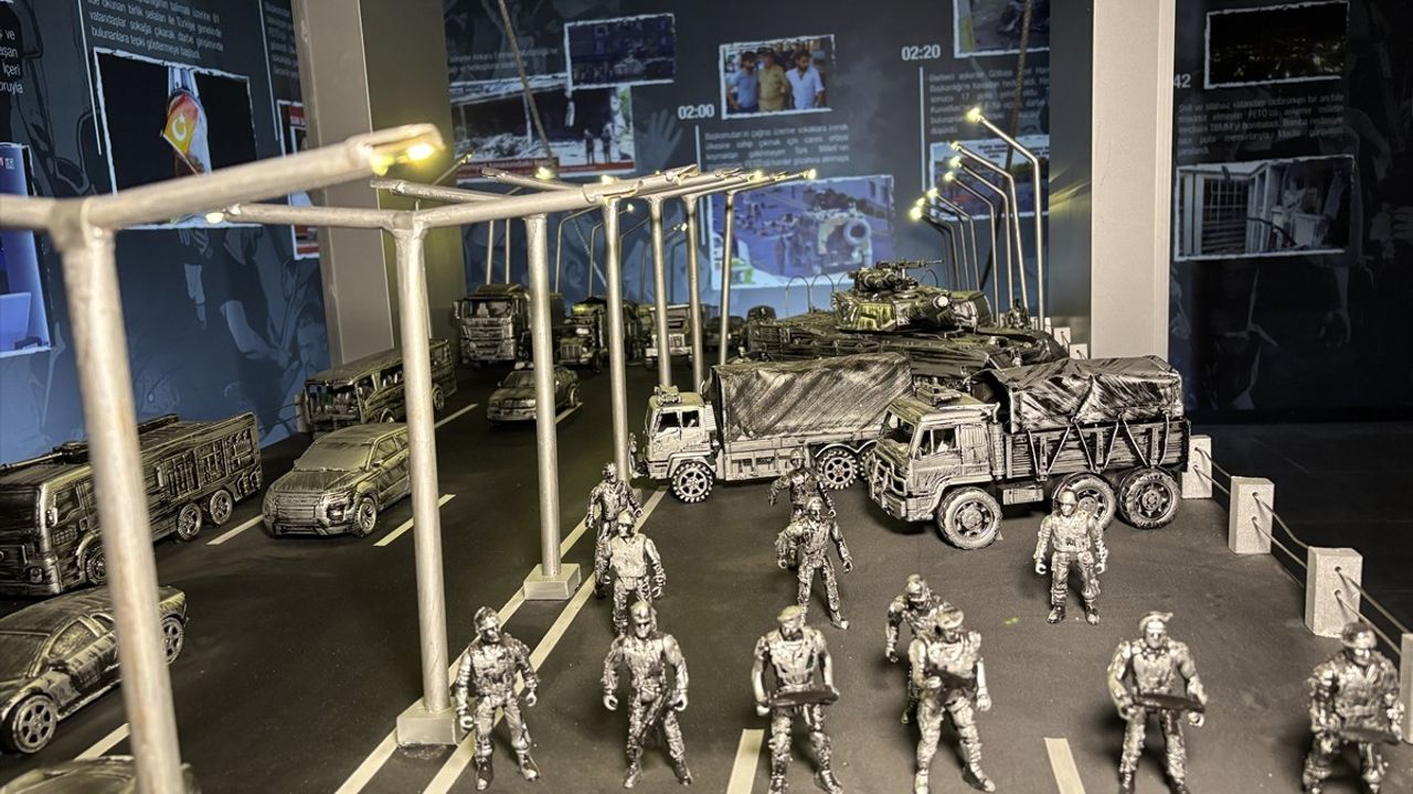 Samsun'da 15 Temmuz Destanlar Sergievi Ziyaretçi Akınına Uğruyor