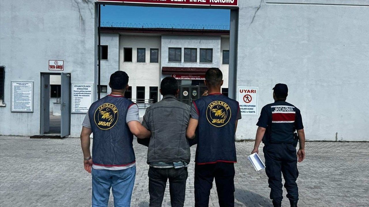 Samsun'da 15 Yıl Hapis Cezası Olan Firari Yakalandı