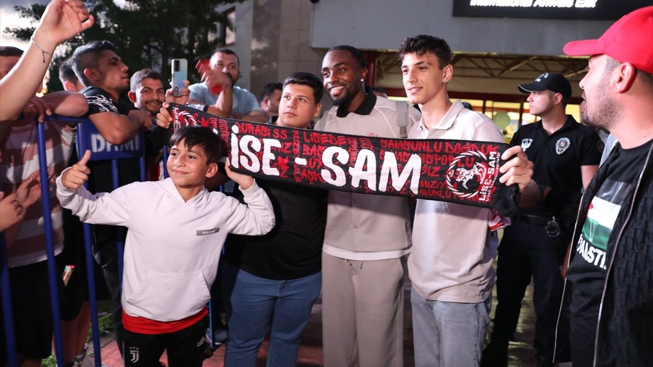 Samsunspor'un Yeni Transferi Antoine Makoumbou Adımı Attı!