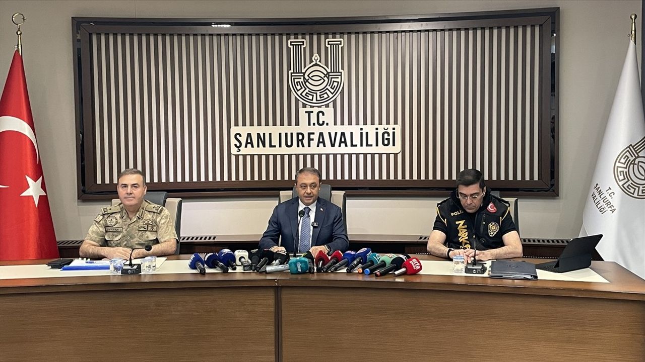 Şanlıurfa'da Anız Yakan 114 Kişiye Adli İşlem Uygulandı