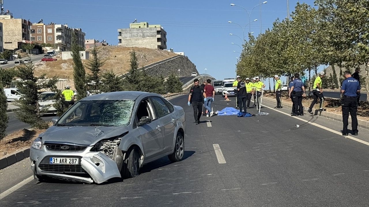 Şanlıurfa'da Trajedi: Otomobil Yayaya Çarptı, Hayatını Kaybetti