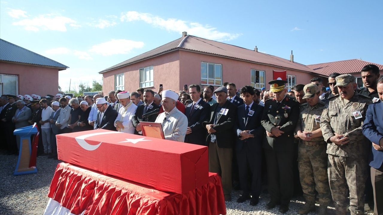 Şehit Piyade Sözleşmeli Er Mahsun Yeşildemir, Bitlis’te Uğurlandı
