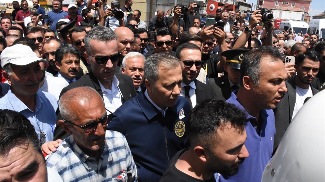 Şehit Piyade Sözleşmeli Er Özkan Özkanlı Aksaray'da Son Yolculuğuna Uğurlandı