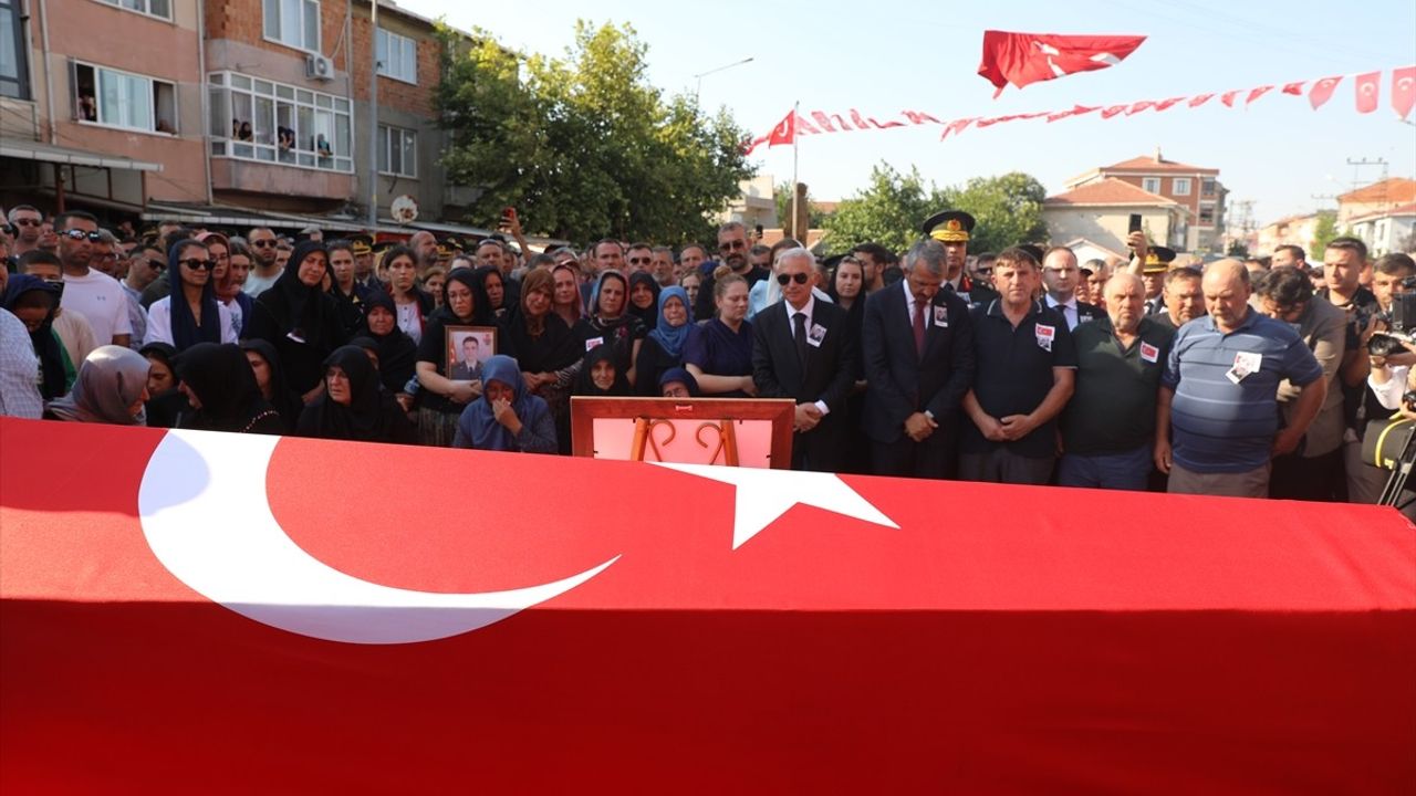 Şehit Üsteğmen Özsu, Edirne'de Son Yolculuğuna Uğurlandı