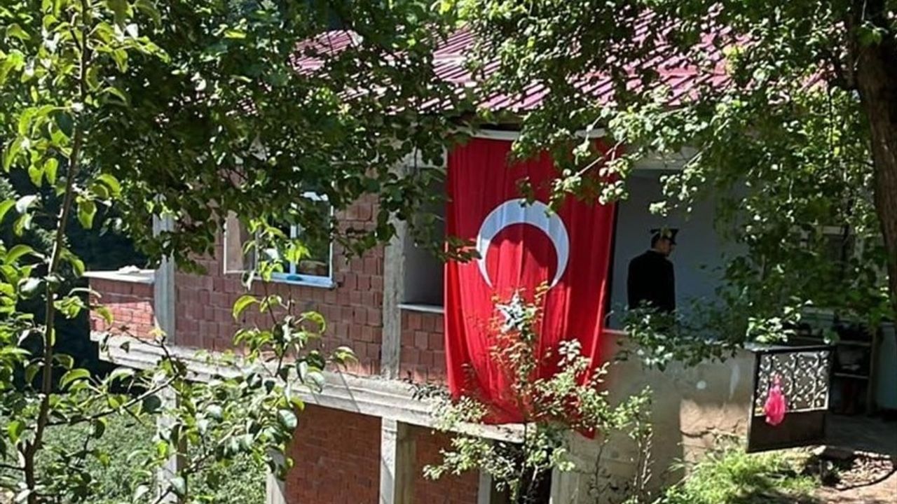 Şehit Uzman Çavuş Kani Obi'nin Acı Haberi Ailesine Ulaştı