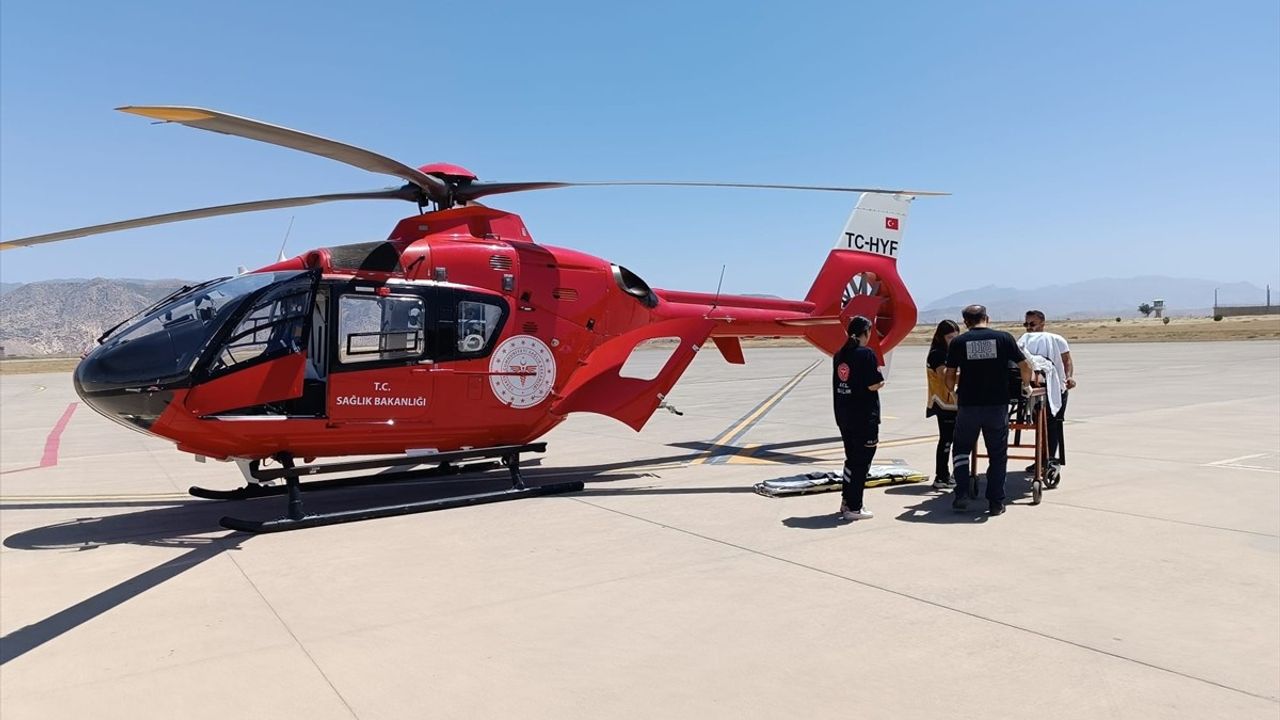 Şırnak'tan Şanlıurfa'ya Ambulans Helikopterle Hasta Nakli