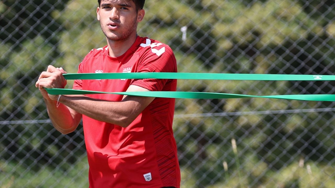 Sivasspor Bolu Kampında Kritik Antrenmanlar Yapıyor