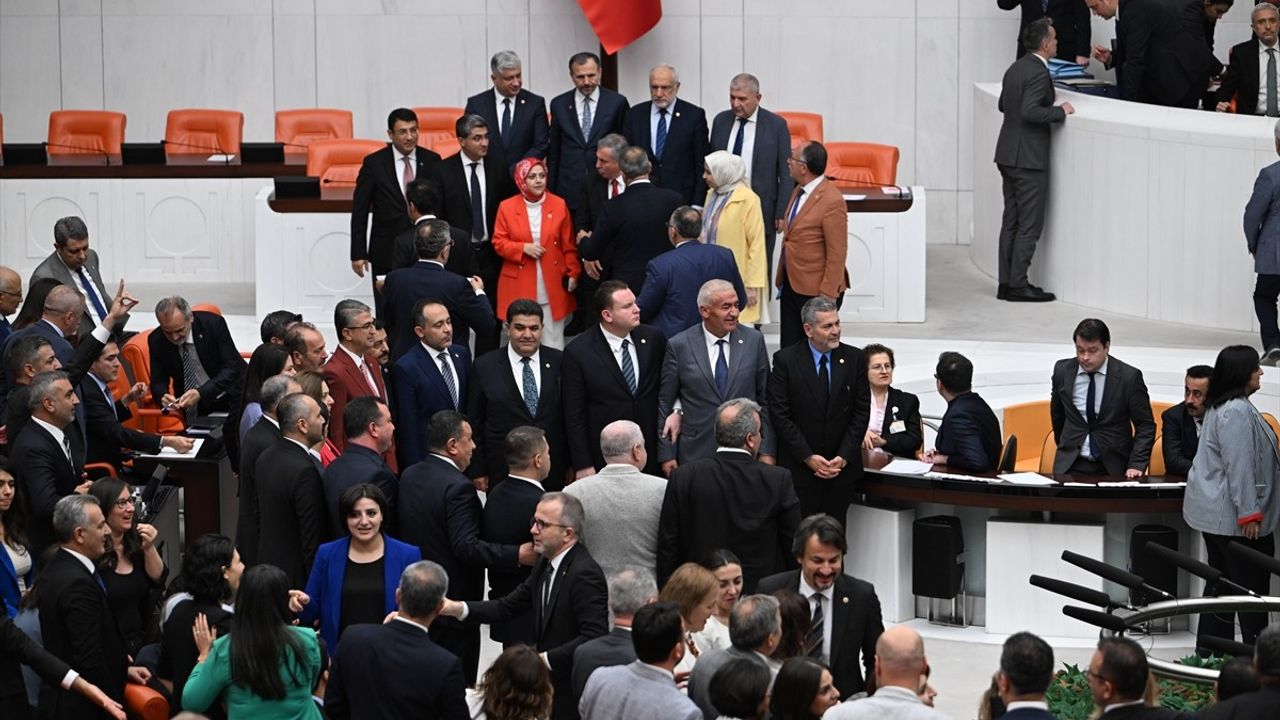 TBMM'de Sağlık Alanında Önemli Düzenlemeler: Tıbbi Cihazlarla İlgili Yeni Yasalara Onay