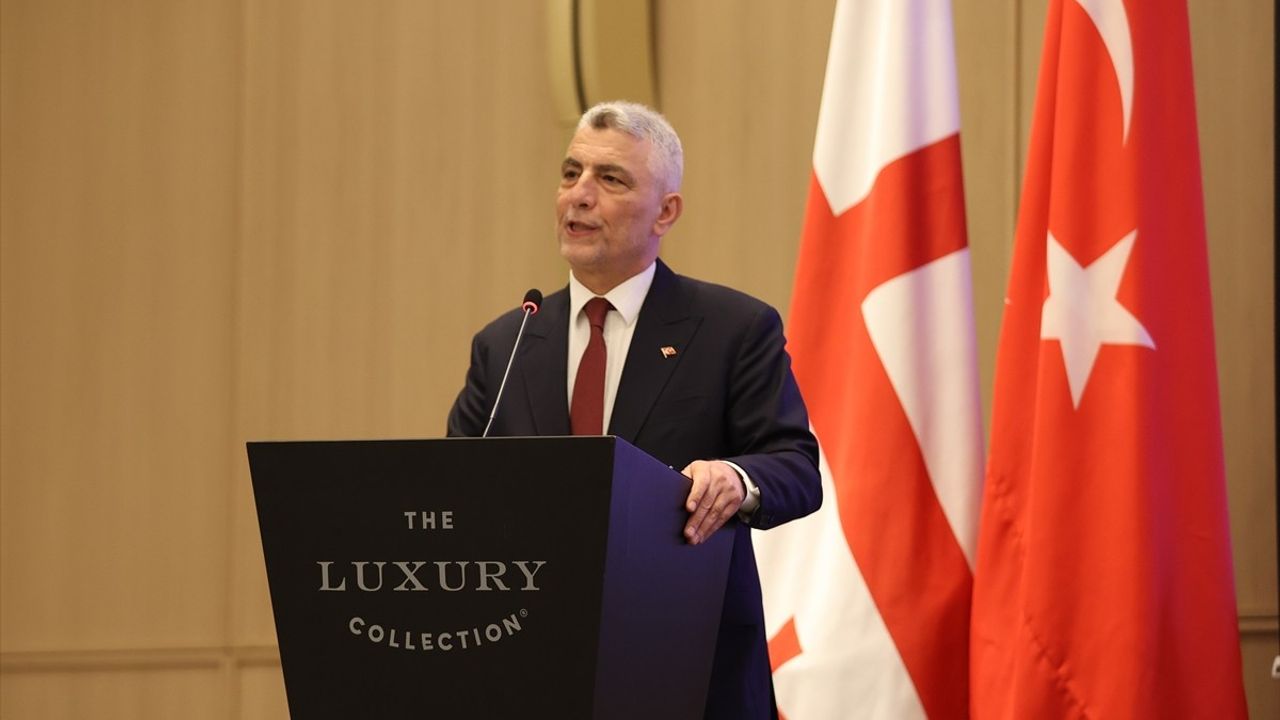 Ticaret Bakanı Bolat, Tiflis'te Türkiye-Gürcistan İş Forumu'nu Açtı