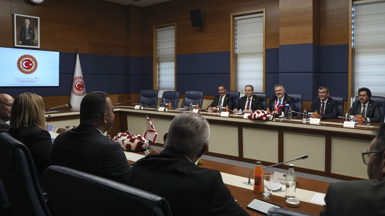 Tipioğlu, KKTC Heyetiyle Görüştü: Türkiye'nin Destek Vurgusu
