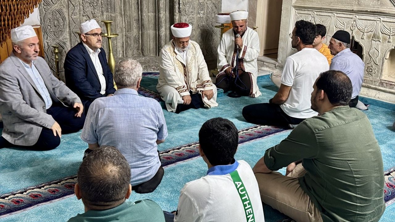 Trabzon'da Şehitler İçin Mevlid-i Şerif Okutuldu