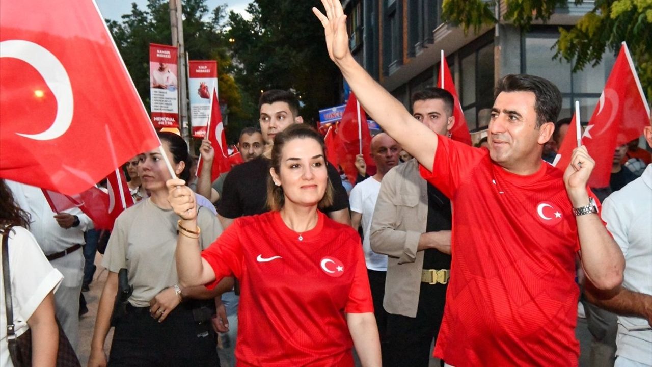 Tunceli'de Türkiye Rafting Şampiyonası ve Süper Kupa Yarışları Başladı