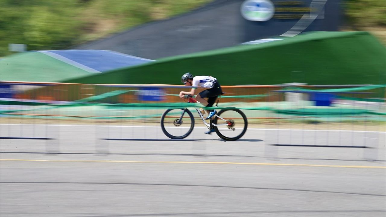Tuncer Salihoğlu Dağ Bisikleti Türkiye Şampiyonası Sakarya'da Devam Ediyor