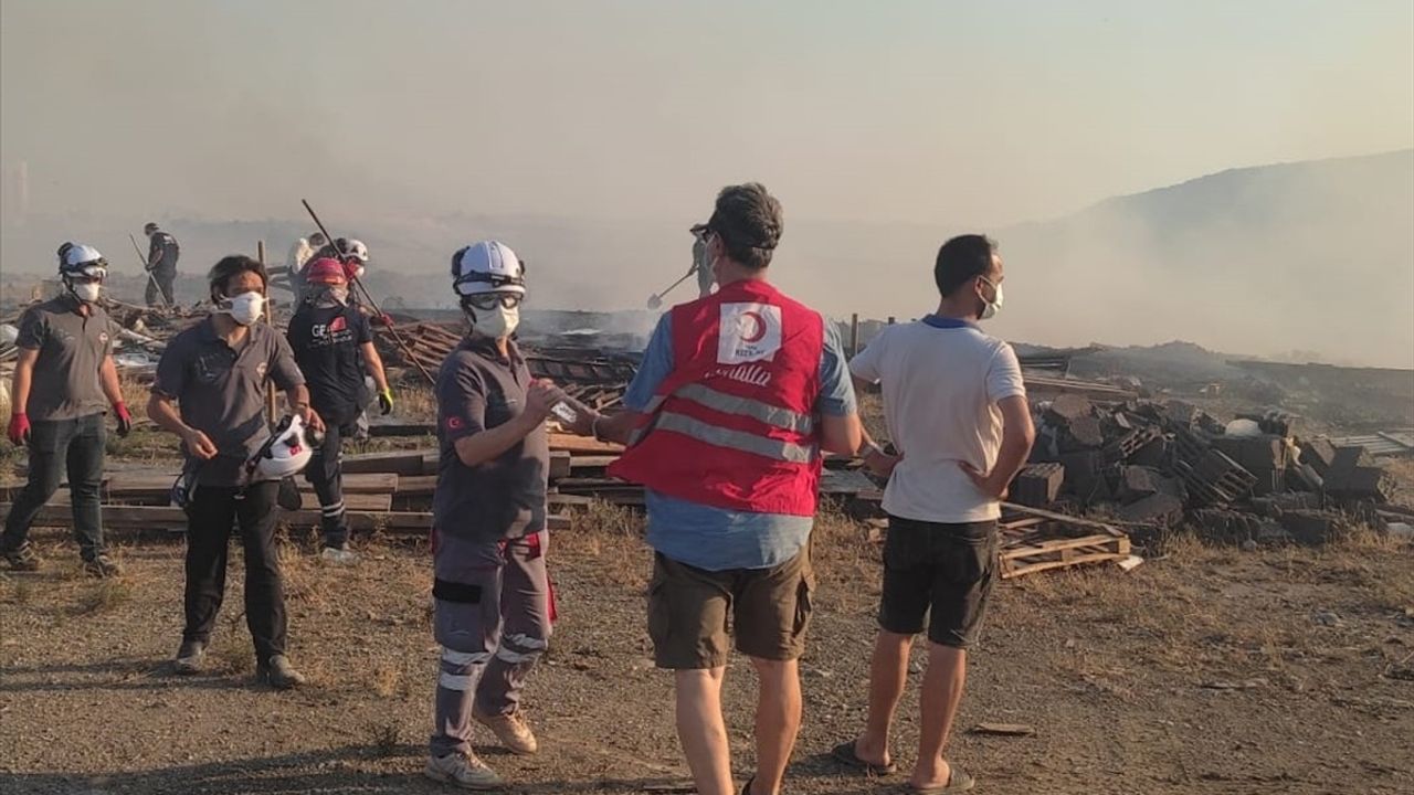 Türk Kızılay, Orman Yangınlarından Etkilenenlere 288 Bin Kumanya Desteği Sağladı