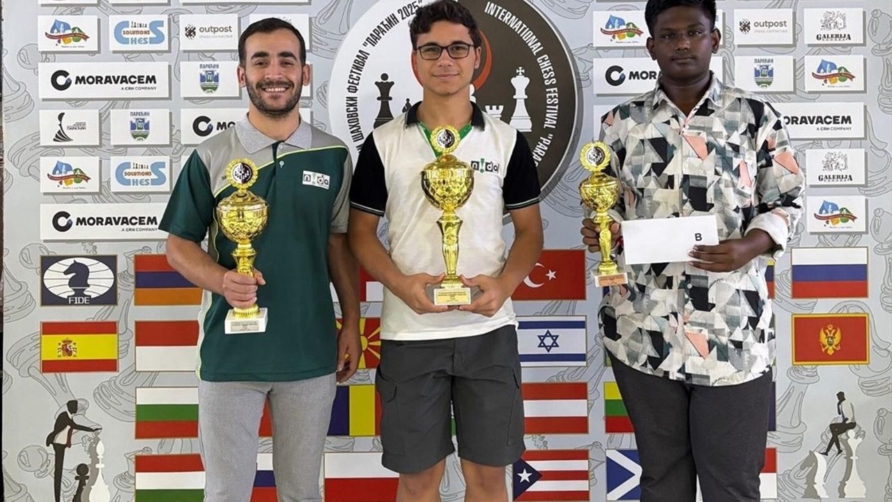 Türk Satranççılar Sırbistan'da B Kategorisinde Zirveye Yerleşti