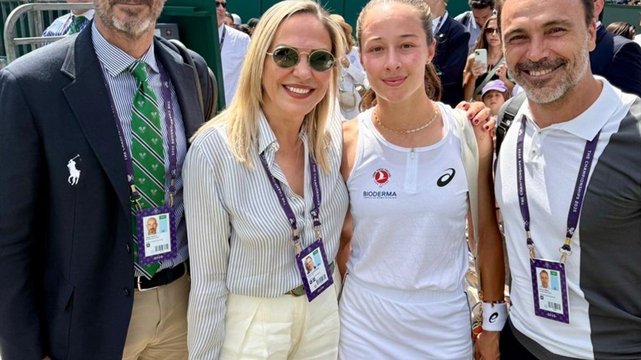 Türk Tenisi Zeynep Sönmez ile Uluslararası Arenada Yükseliyor