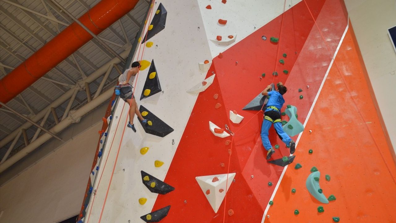 Türkiye'de İlk Para Tırmanış Türkiye Şampiyonası Muş'ta Başladı