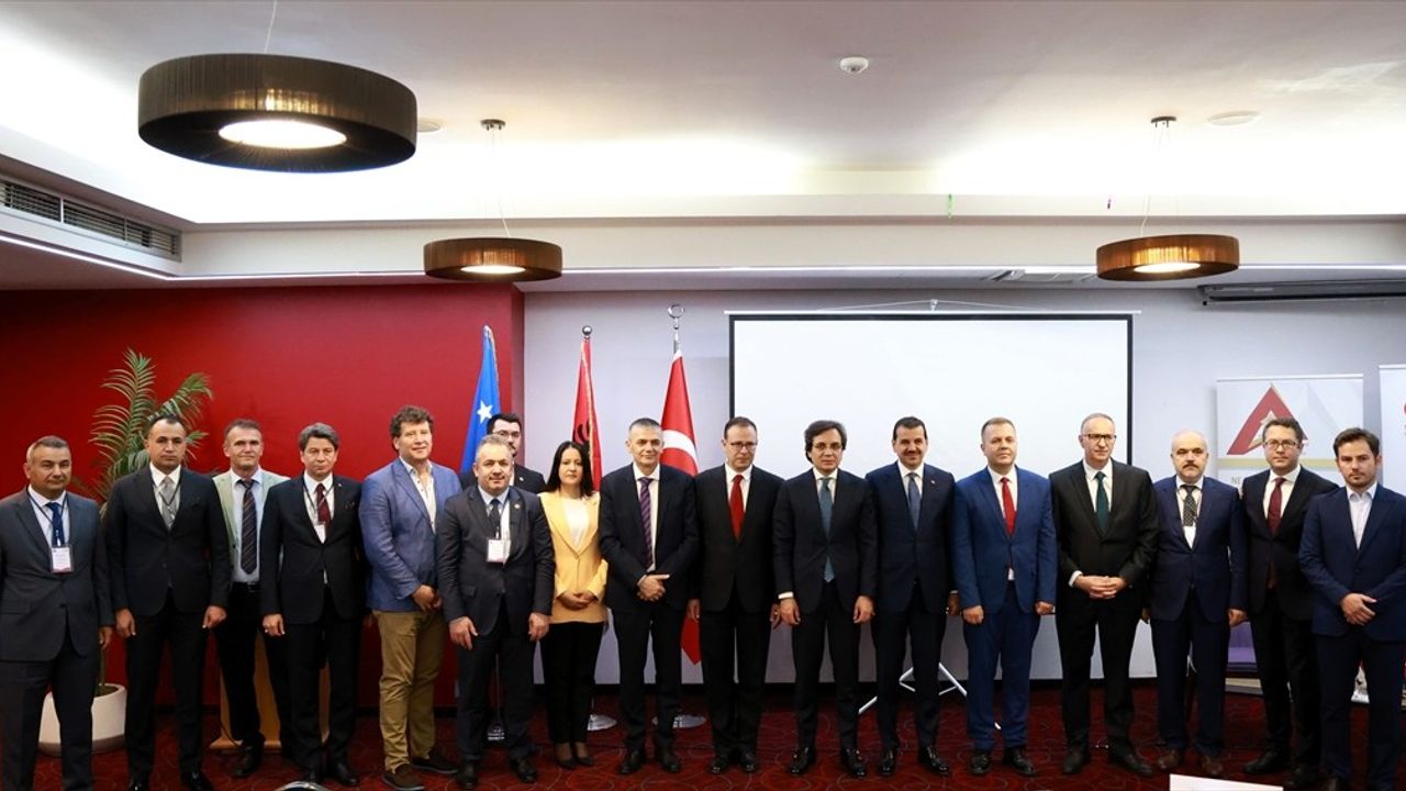 Türkiye'nin Uyuşturucu Suçlarıyla Mücadelesi Kosova'da Paylaşılıyor