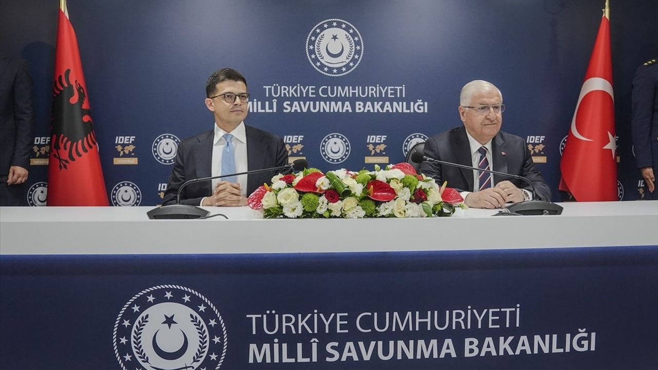 Türkiye ve Arnavutluk Arasında Nakdi Yardım Protokolü İmzalandı