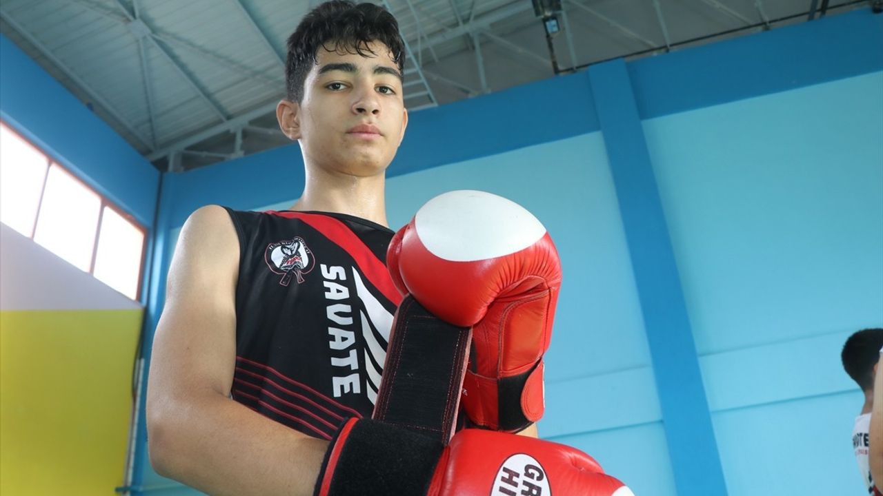 Türkiye ve Azerbaycan Savate Milli Takımları Dünya Şampiyonası İçin Hazırlanıyor