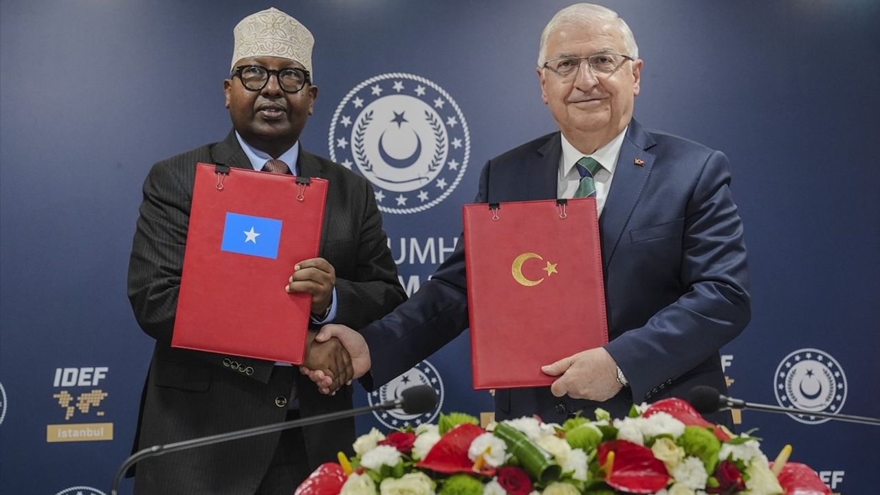 Türkiye ve Somali Arasında Nakdi Yardım Protokolü İmzalandı