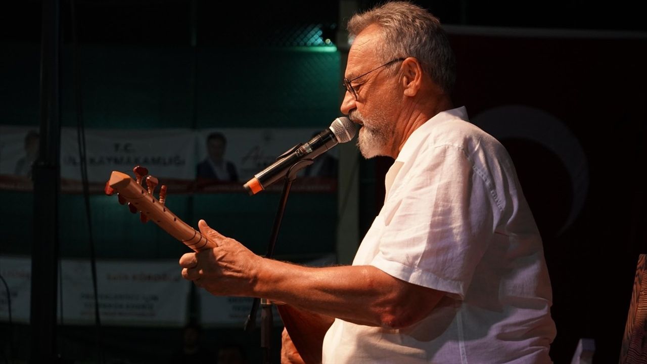 Ula'da 2. Akçapınar Leylek Panayırı Coşkusu