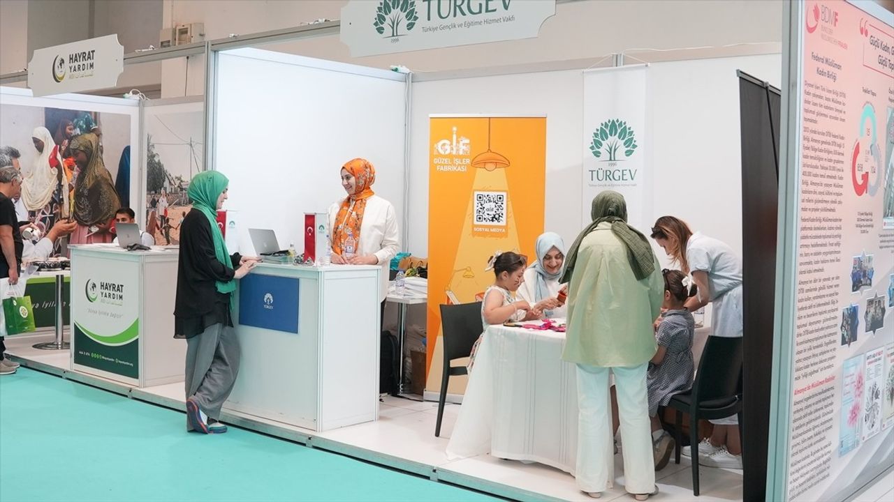 Uluslararası Aile Fuarı'nda TÜRGEV'in Projelerine Büyük İlgi