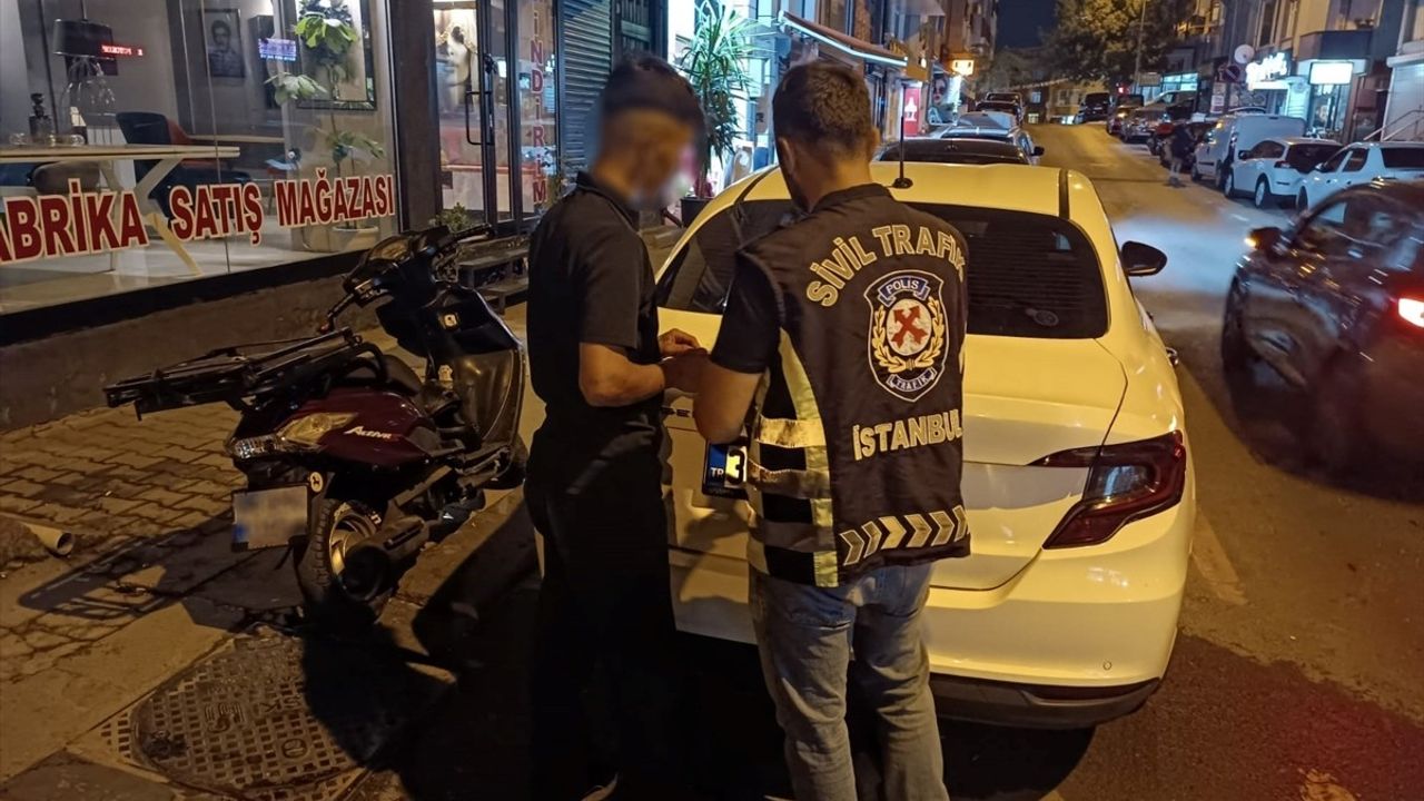 Ümraniye'de Motosikletli Akrobatik Sürücüye 15 Bin Lira Ceza